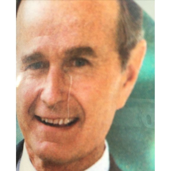 Ronald Reagan and George Bush Large Pin Button - Picture 12 of 12